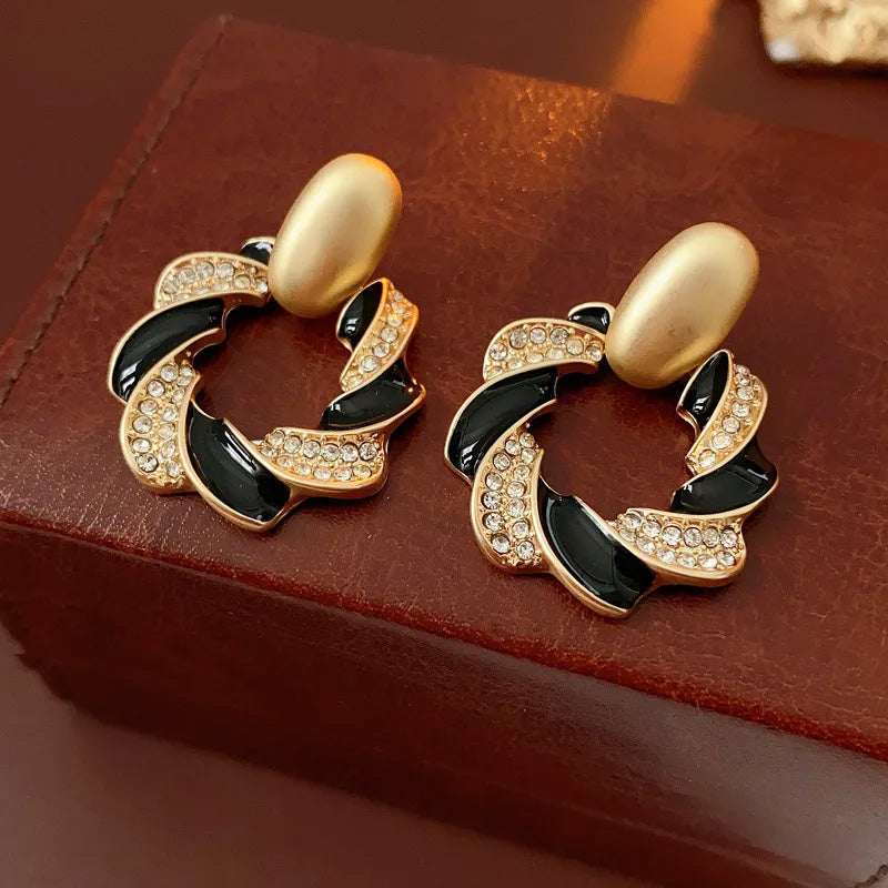 Bianca Monroe Statement Drops