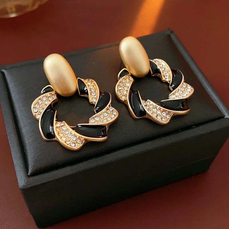 Bianca Monroe Statement Drops