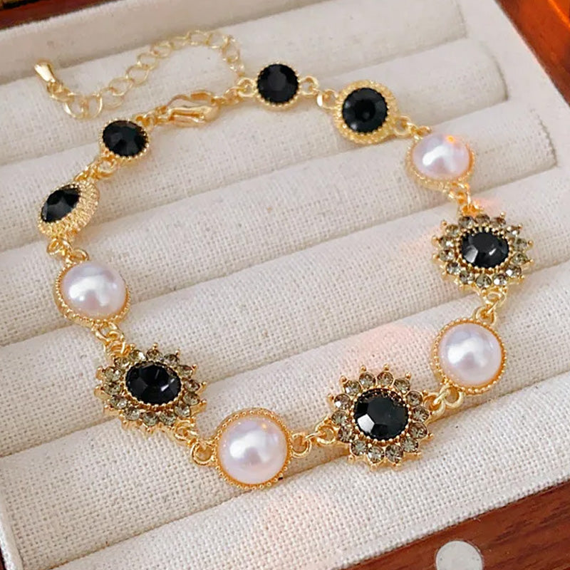 Matilda Noir Bloom Bracelet