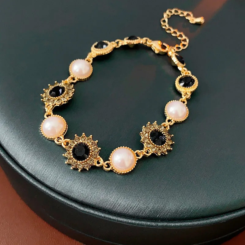 Matilda Noir Bloom Bracelet