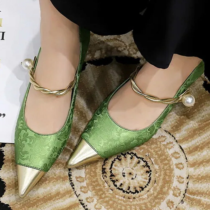 Caroline Pointed Pumps