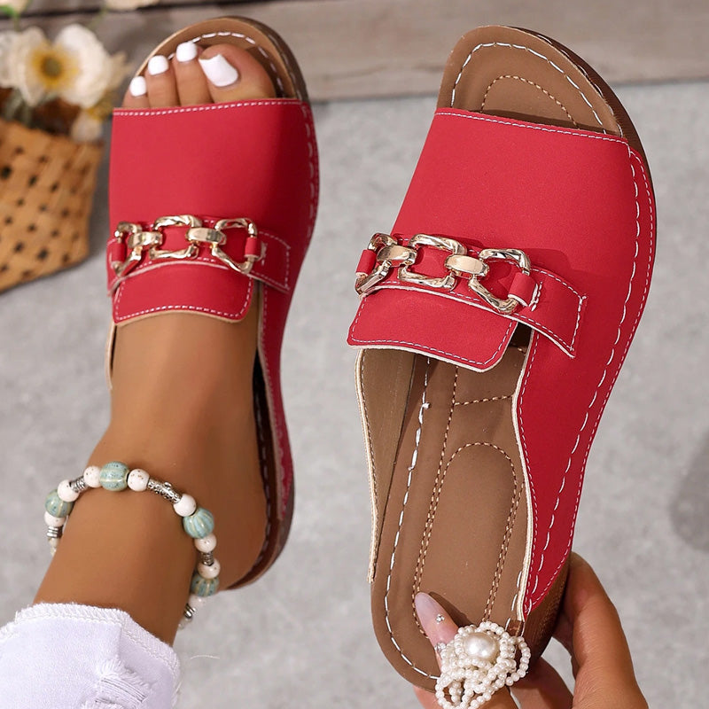 Madelyn Slide Sandals