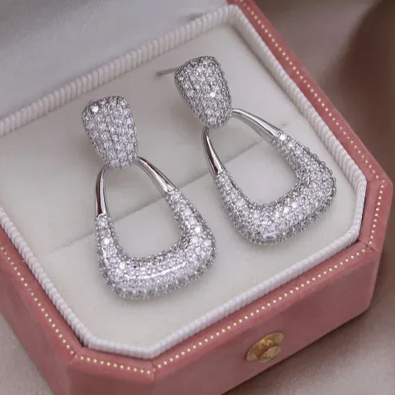 Olivia Drop Earrings