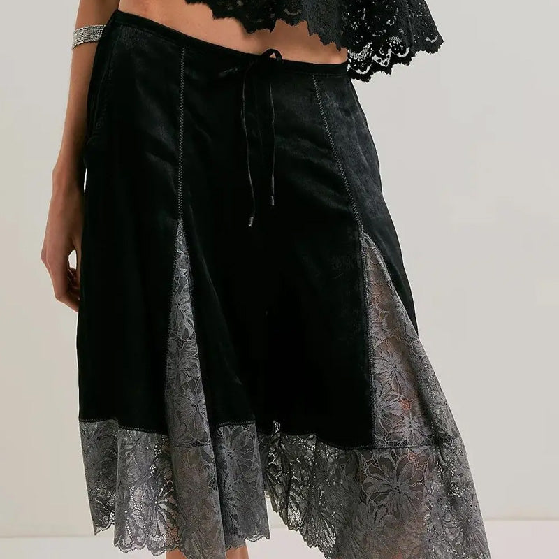 Chloe Lace Hem Lounge Shorts