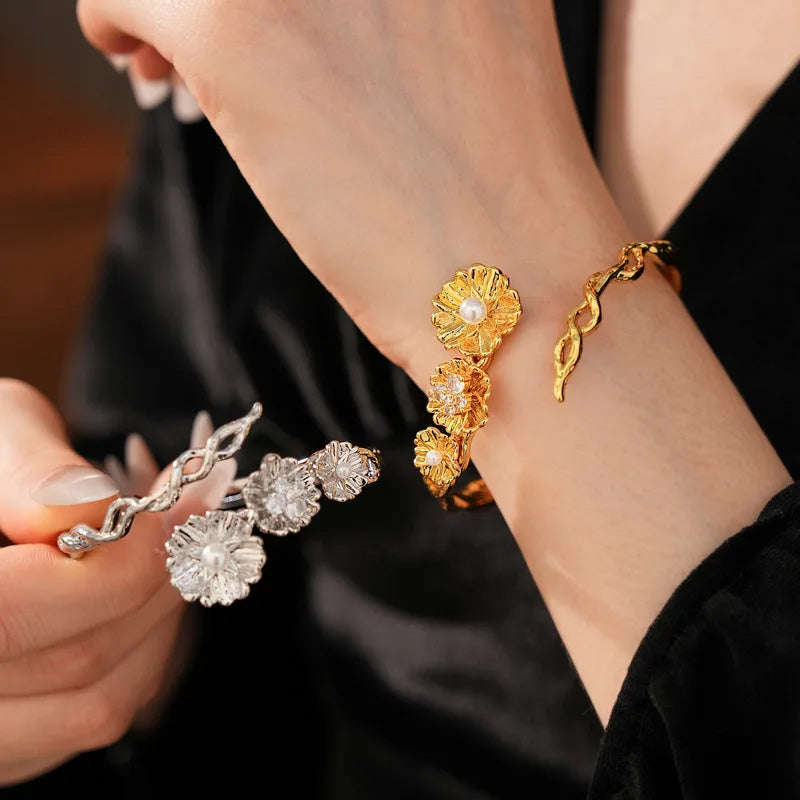 Isabella Whitmore Floral Pearl Bracelet