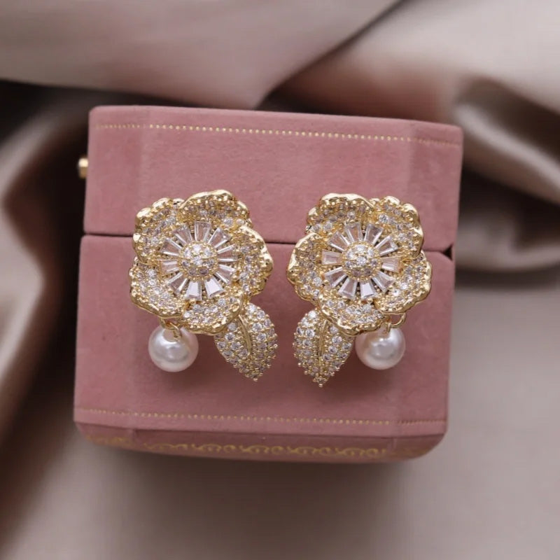 Matilda Pearl Bloom Earrings