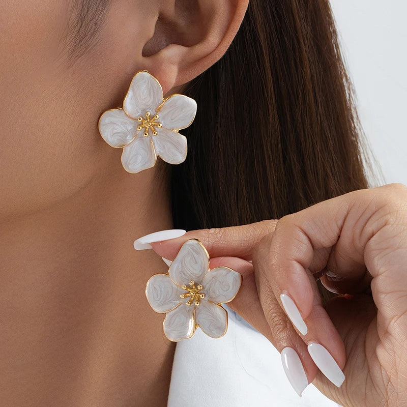 Charlotte Winslow Bloom Earrings