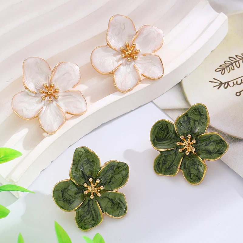 Charlotte Winslow Bloom Earrings