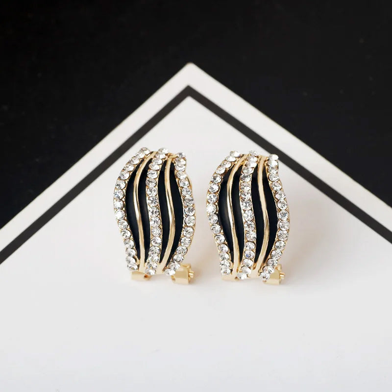Vanessa Curve Earrings