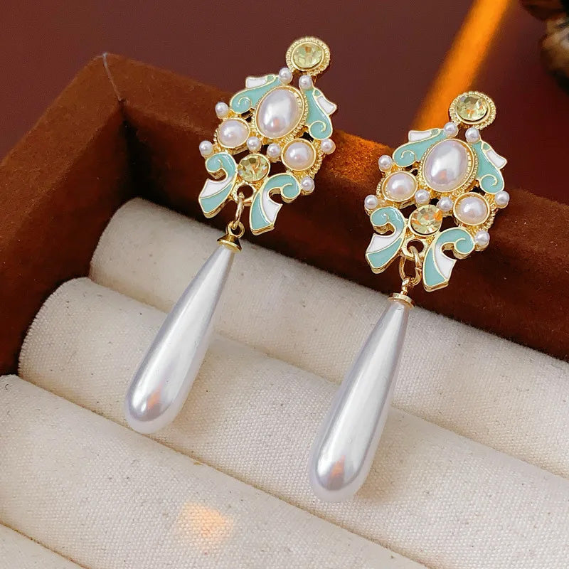 Olivia Heritage Drops