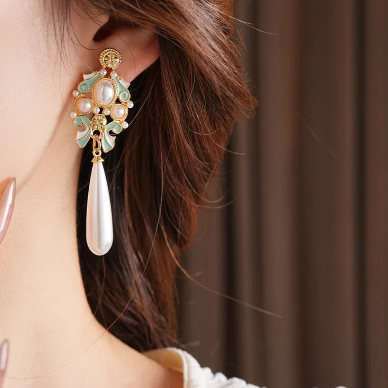 Olivia Heritage Drops