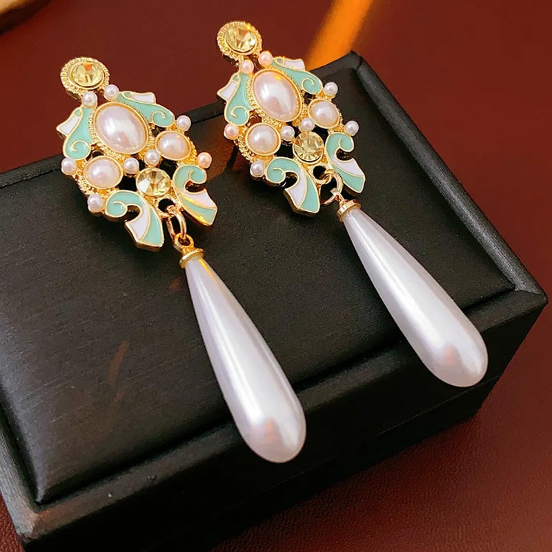 Olivia Heritage Drops