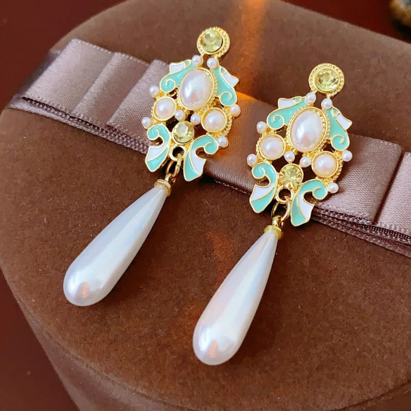 Olivia Heritage Drops