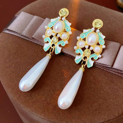Olivia Heritage Drops