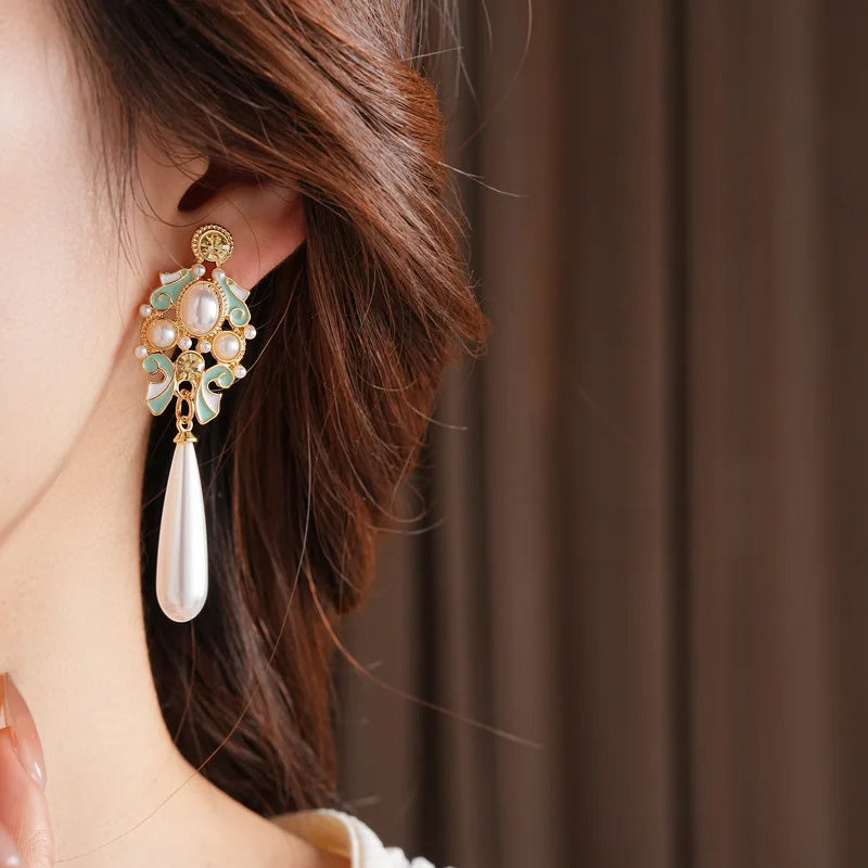 Olivia Heritage Drops