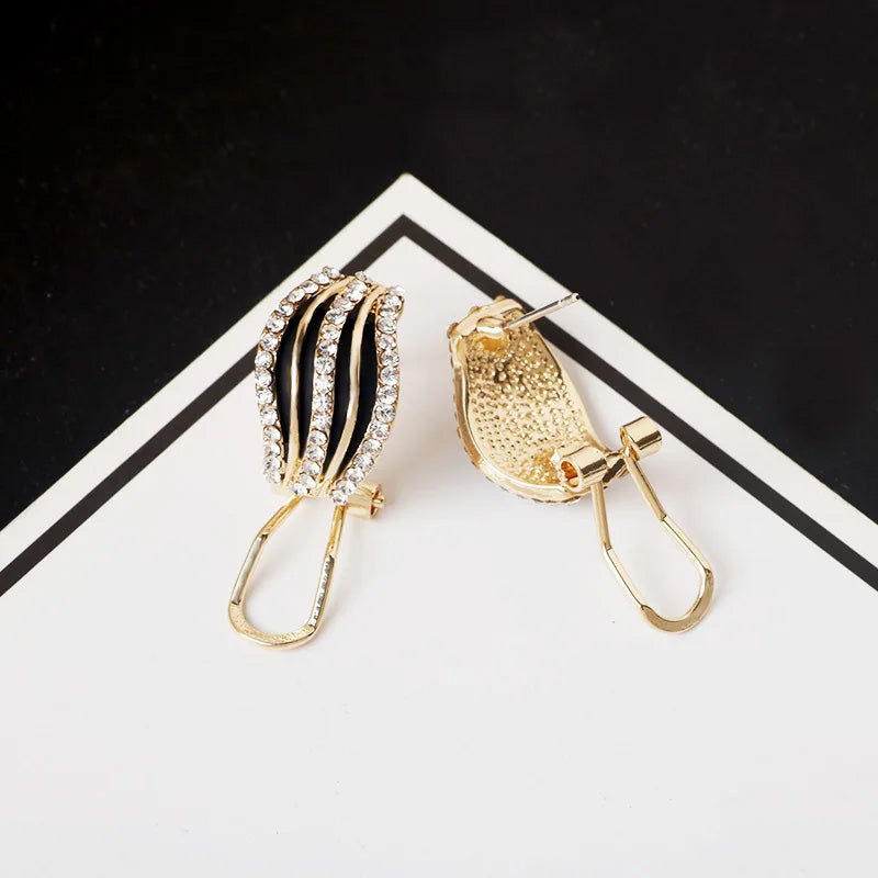 Vanessa Curve Earrings