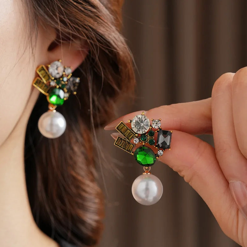 Harriet Royale Drops