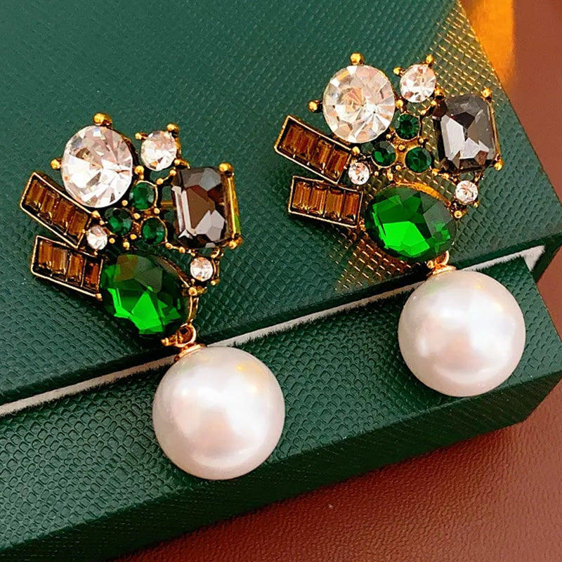 Harriet Royale Drops