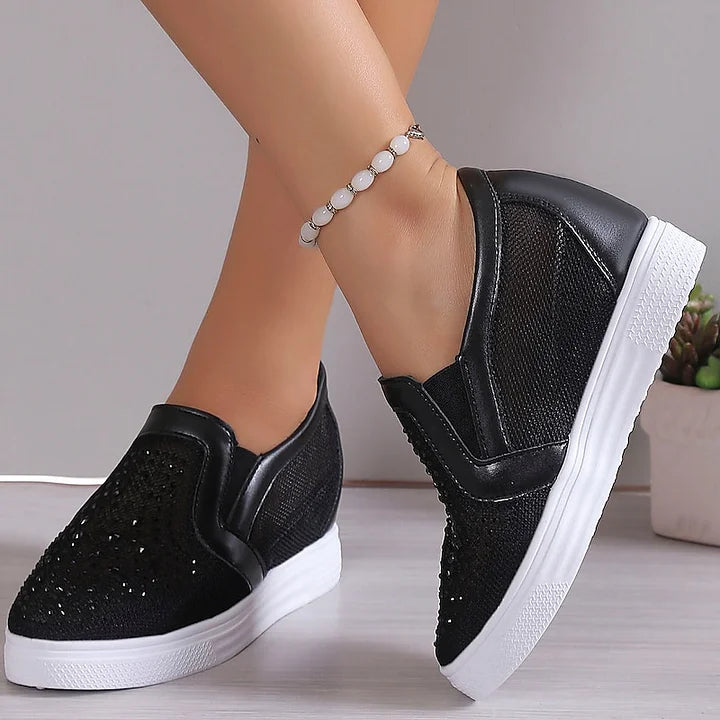 Luna Elegant Sneaker