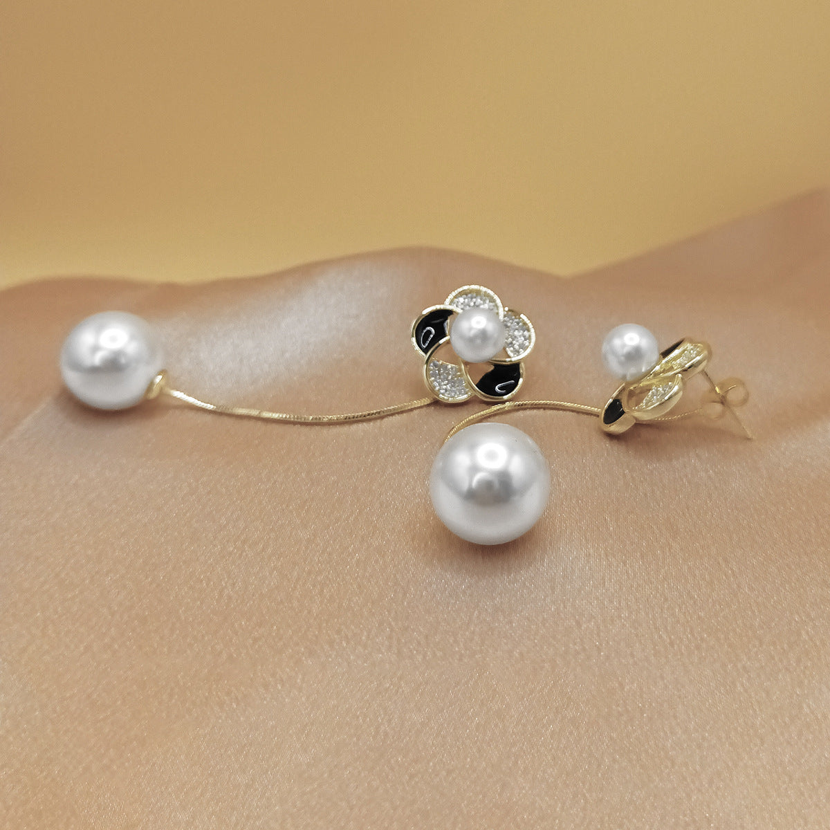 Olivia Pearl Drop Earrings