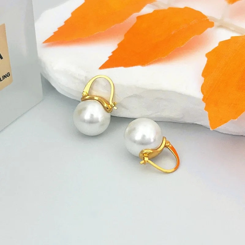 Cecilia Classic Drop Earrings