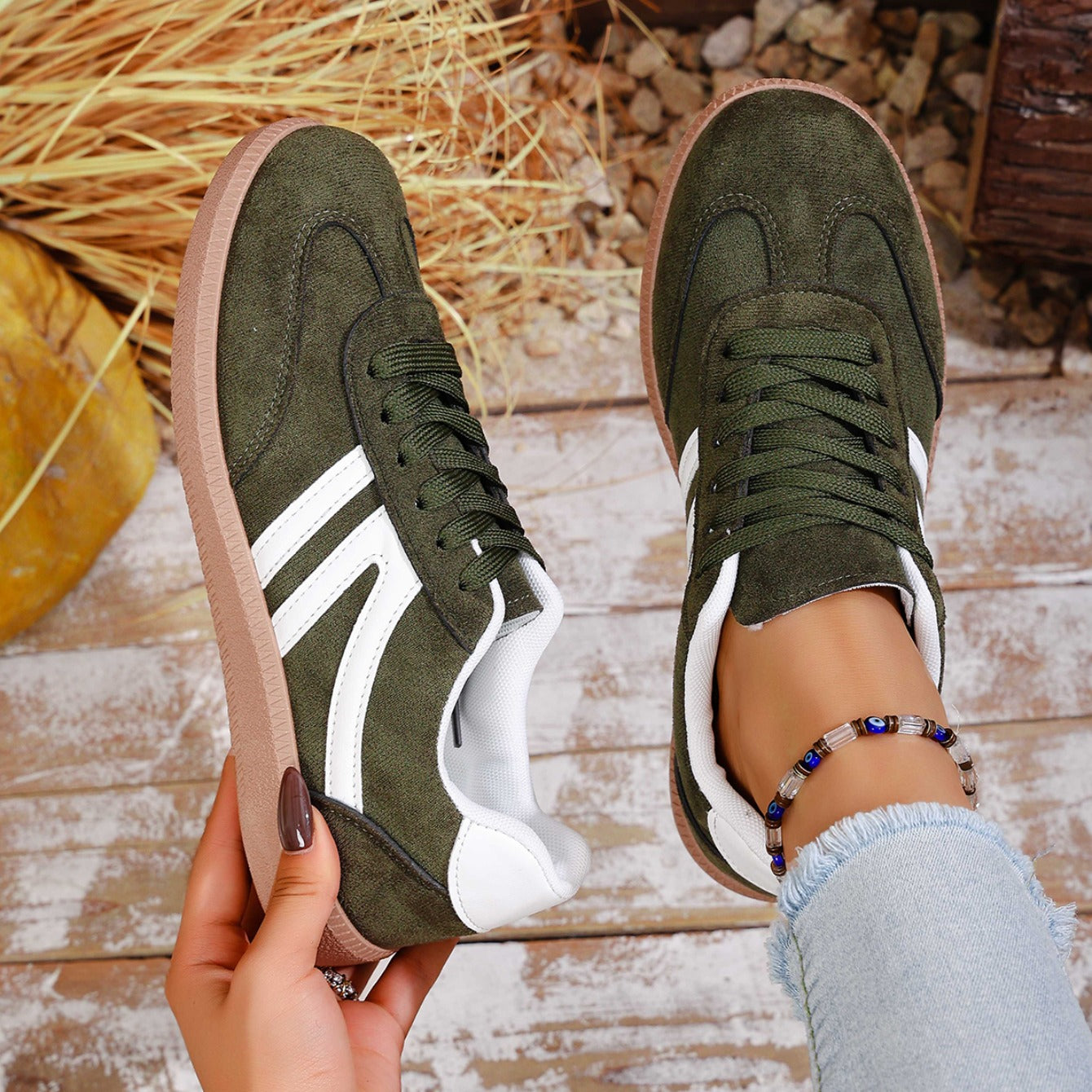Savana Sneakers