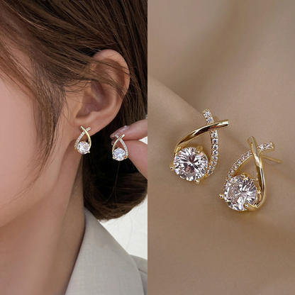 Aurora Curve Stud Earrings