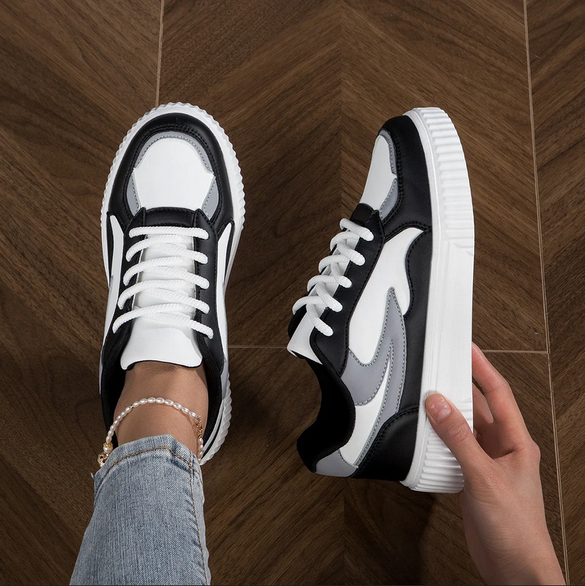 Leona Metro Sneakers